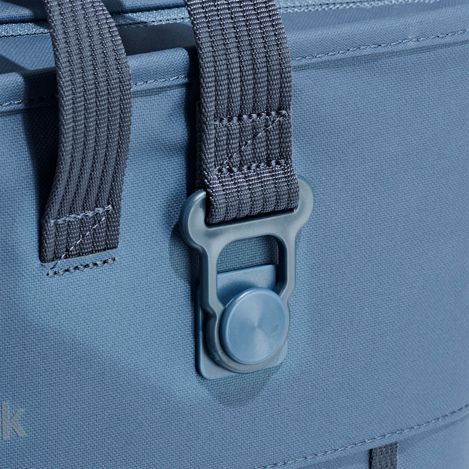 VARIANT|Color|Capri Blue|8